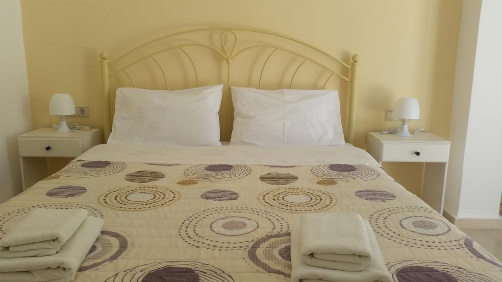 Antonios Hotel Apartments Матала Стая снимка