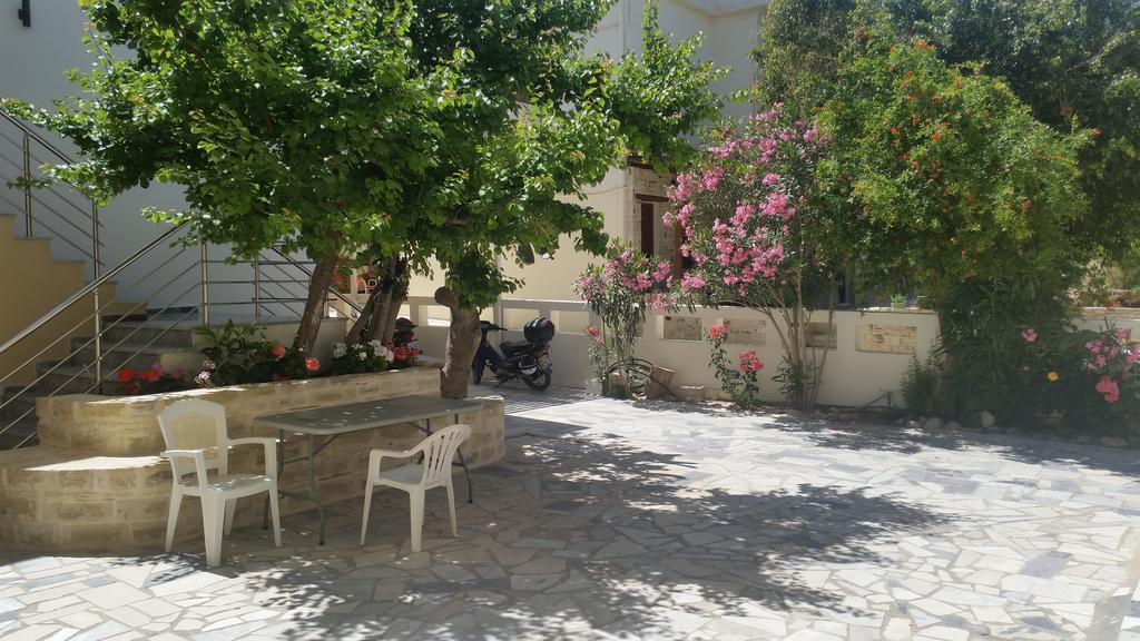 Antonios Hotel Apartments Матала Екстериор снимка