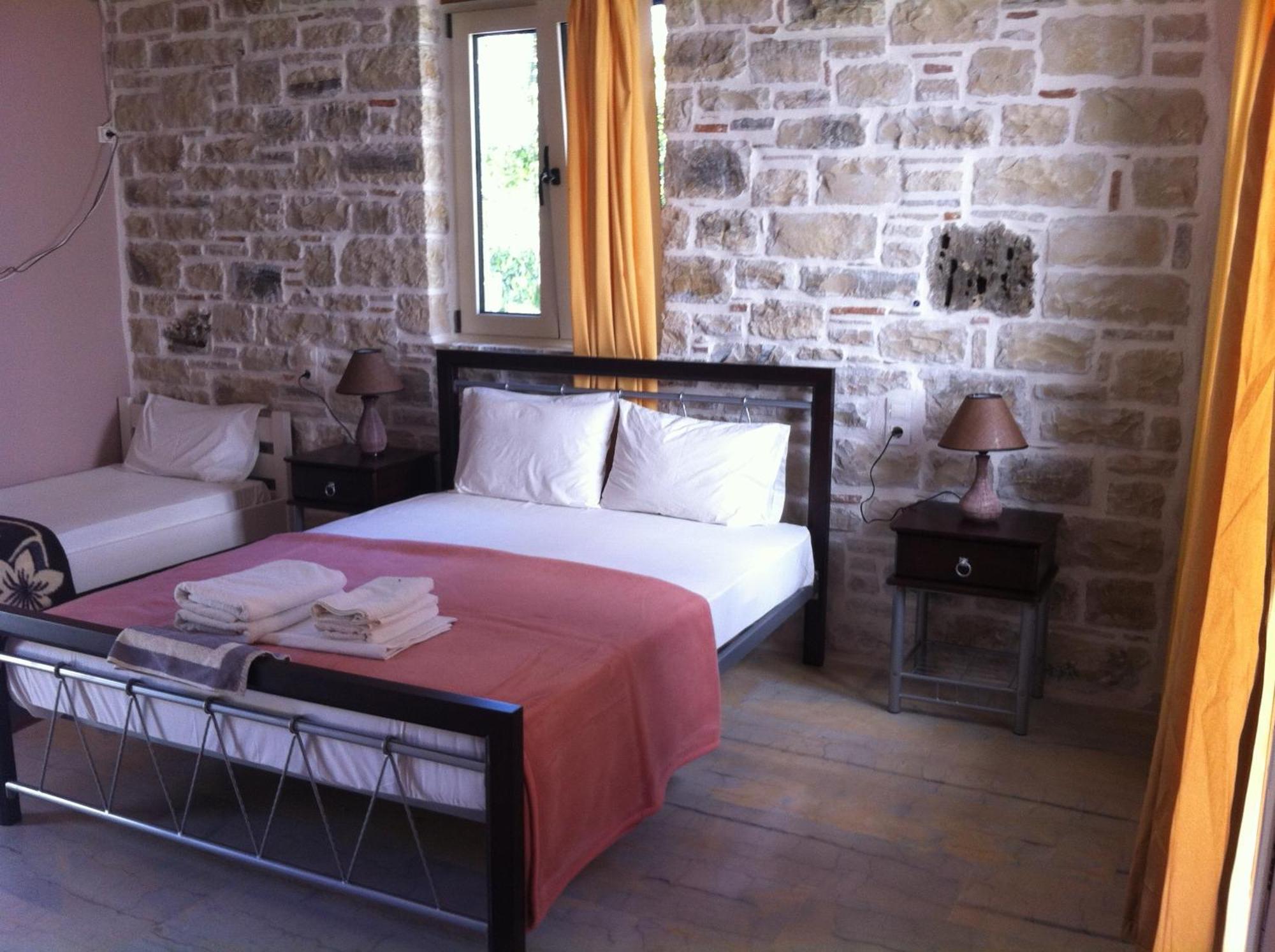 Antonios Hotel Apartments Матала Екстериор снимка
